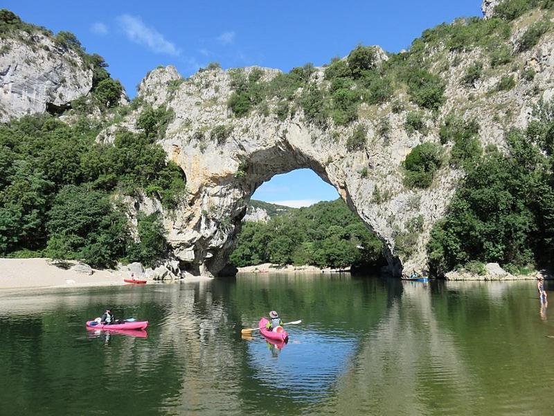 Gite Esprit Colibri Pont-Saint-Esprit Εξωτερικό φωτογραφία